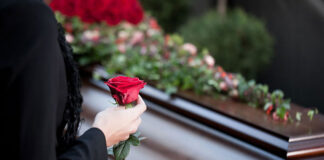 Dlaczego warto zdecydować się na lokalny zakład pogrzebowy