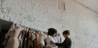 Przydatność manekinów torsu i ekspozytorów