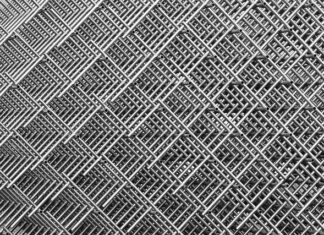 Na jaką głębokość zakopać rurę od wody?