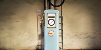 Czy można tankować benzynę i gaz jednocześnie?