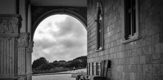 Co to jest autoryzowany serwis producenta?