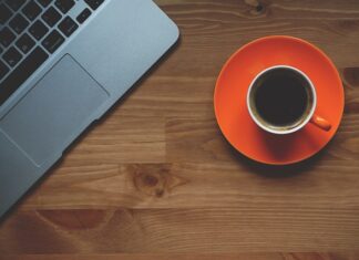 Jak ubrać stół na wesele?