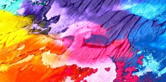 Ile cm od sufitu powiesić obraz?