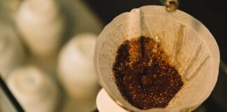 Czy mielone siemię lniane można zalać wrzątkiem?