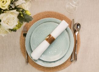 Jak złożyć serwetkę w kształcie choinki?