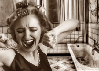 Jak samemu obudować wannę narożną?