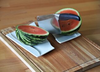 Czy siekiera to broń biała?